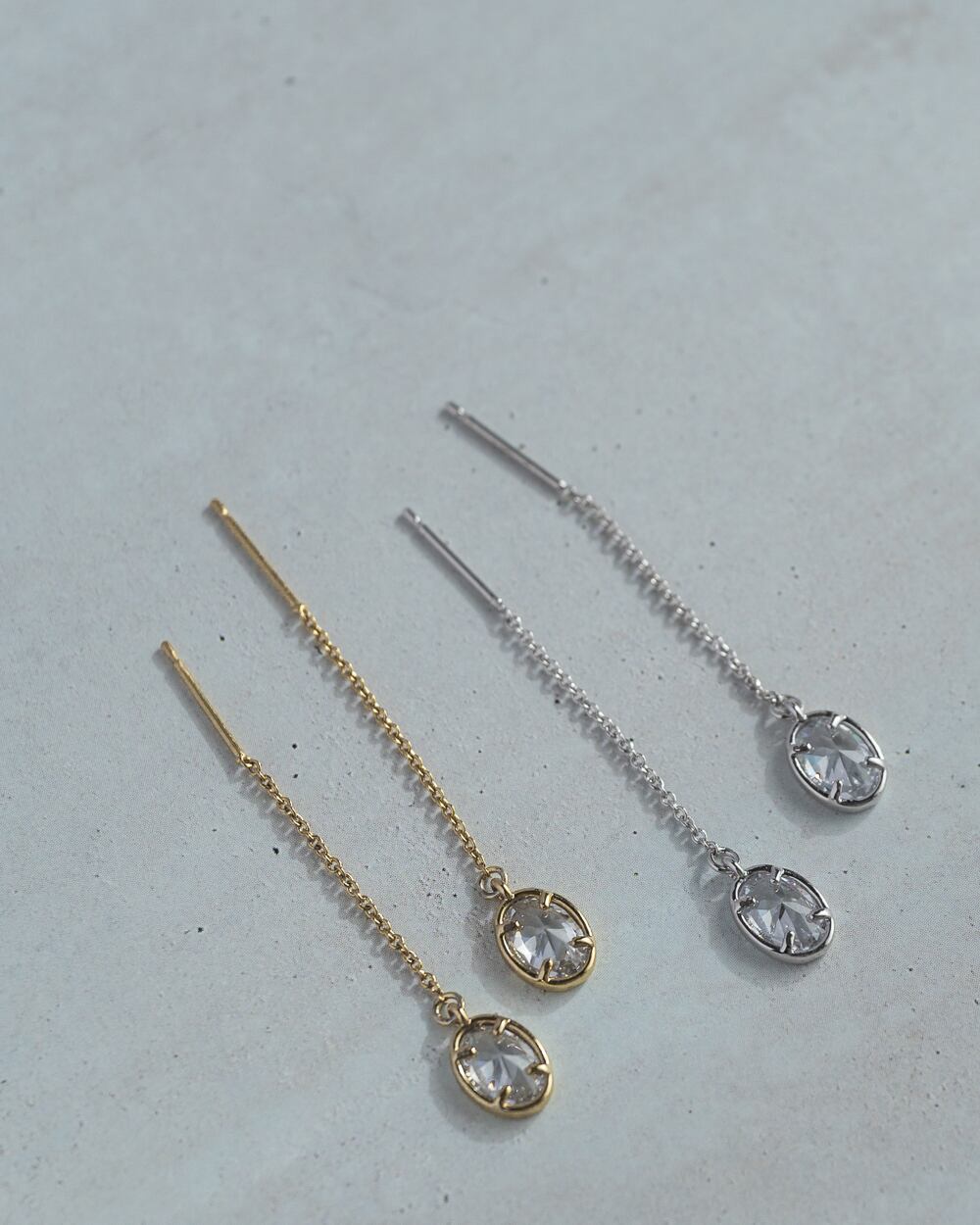 Chain pierce -- Oval CZ