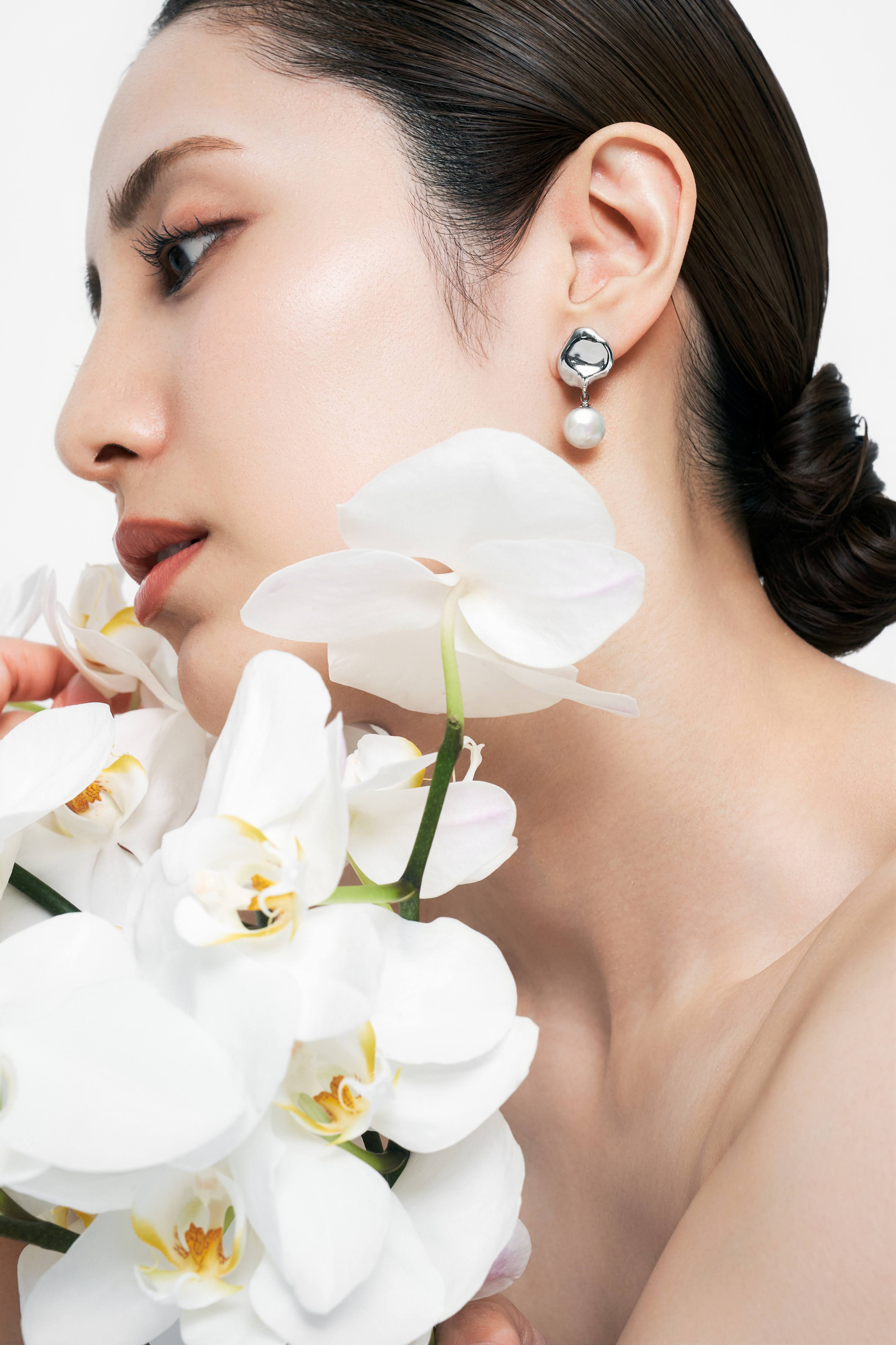 Metal & Coin Pearl Pierce