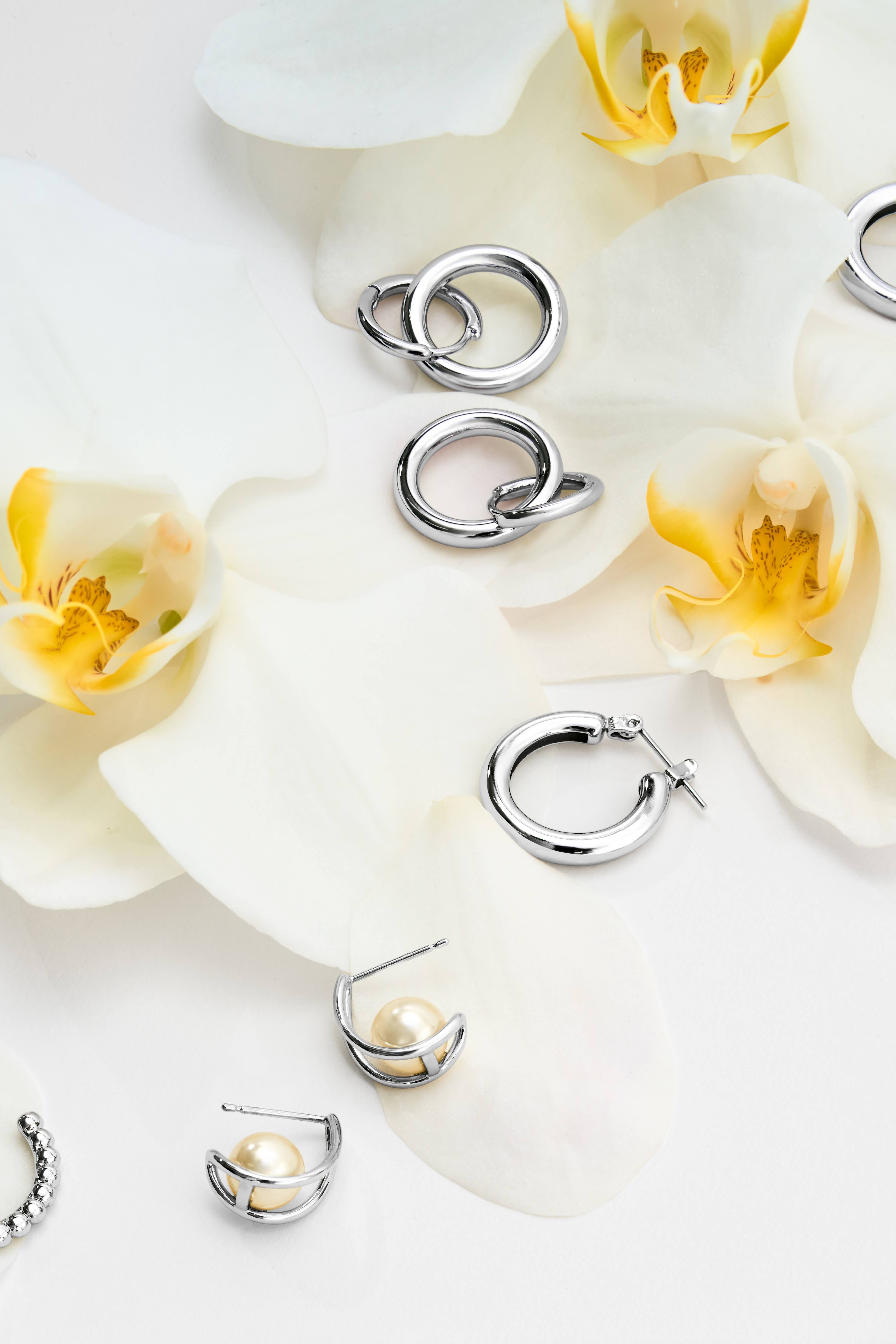 Double Ring Hoop Pierce