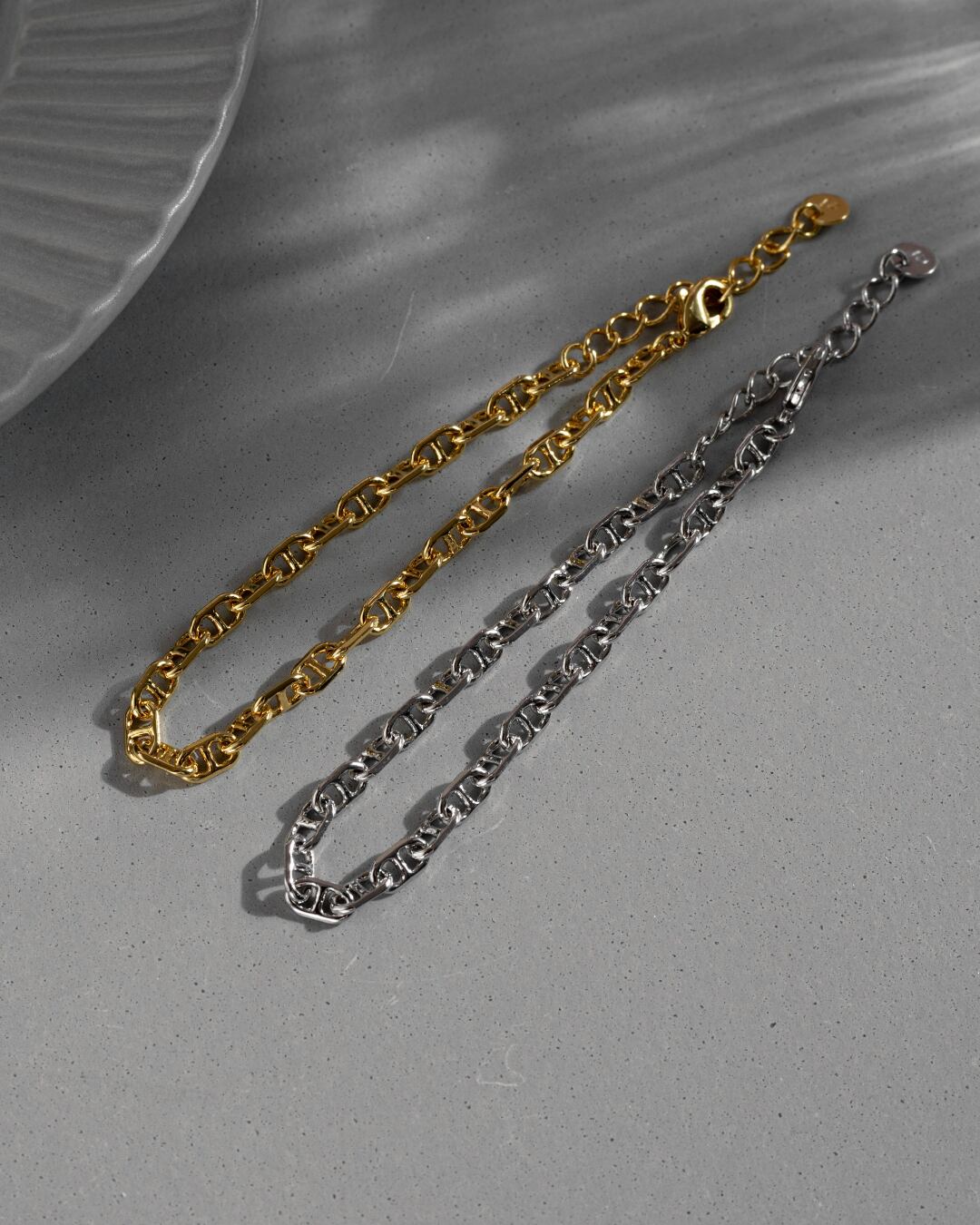 Anchor chain bracelet