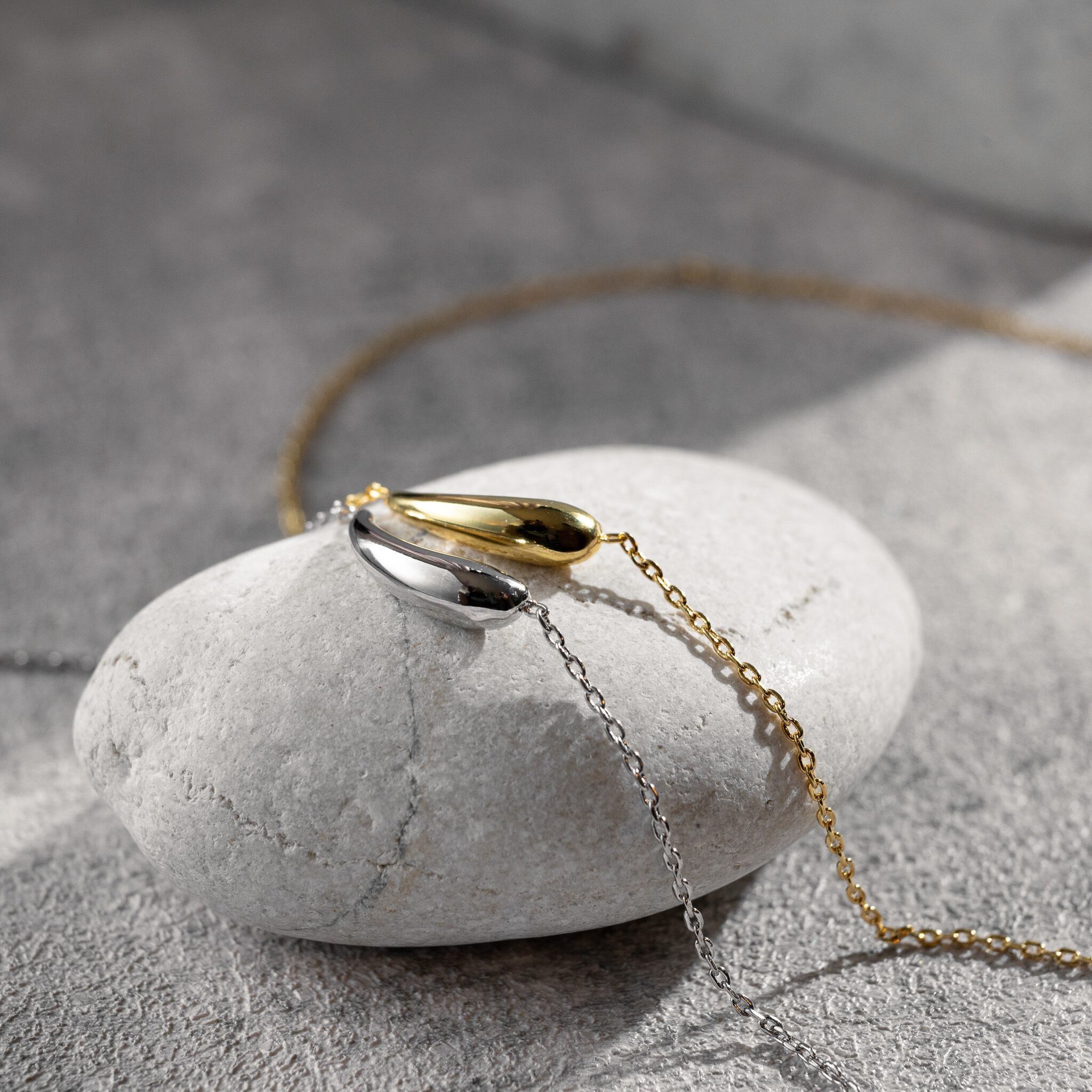 Metal charm necklace