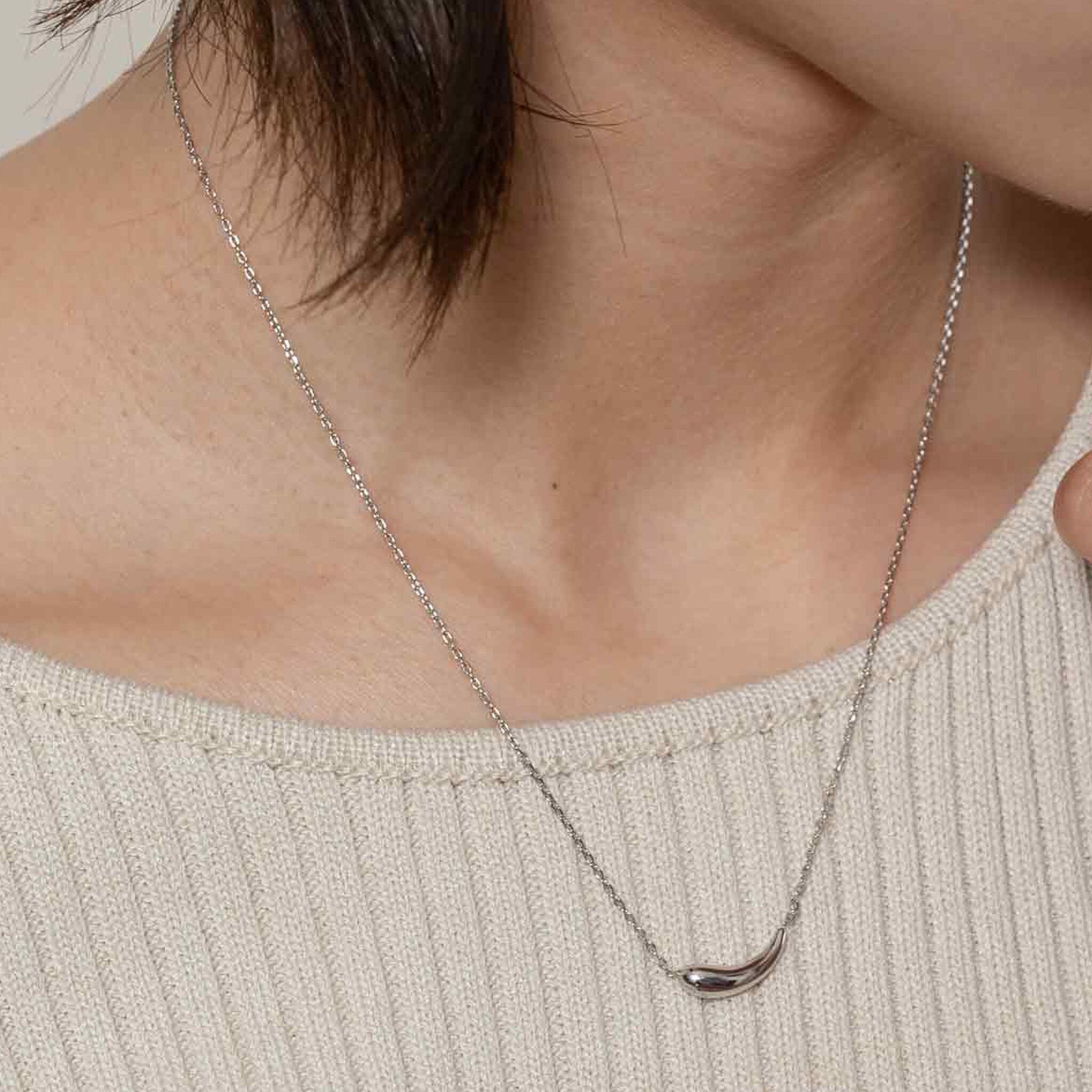 Metal charm necklace