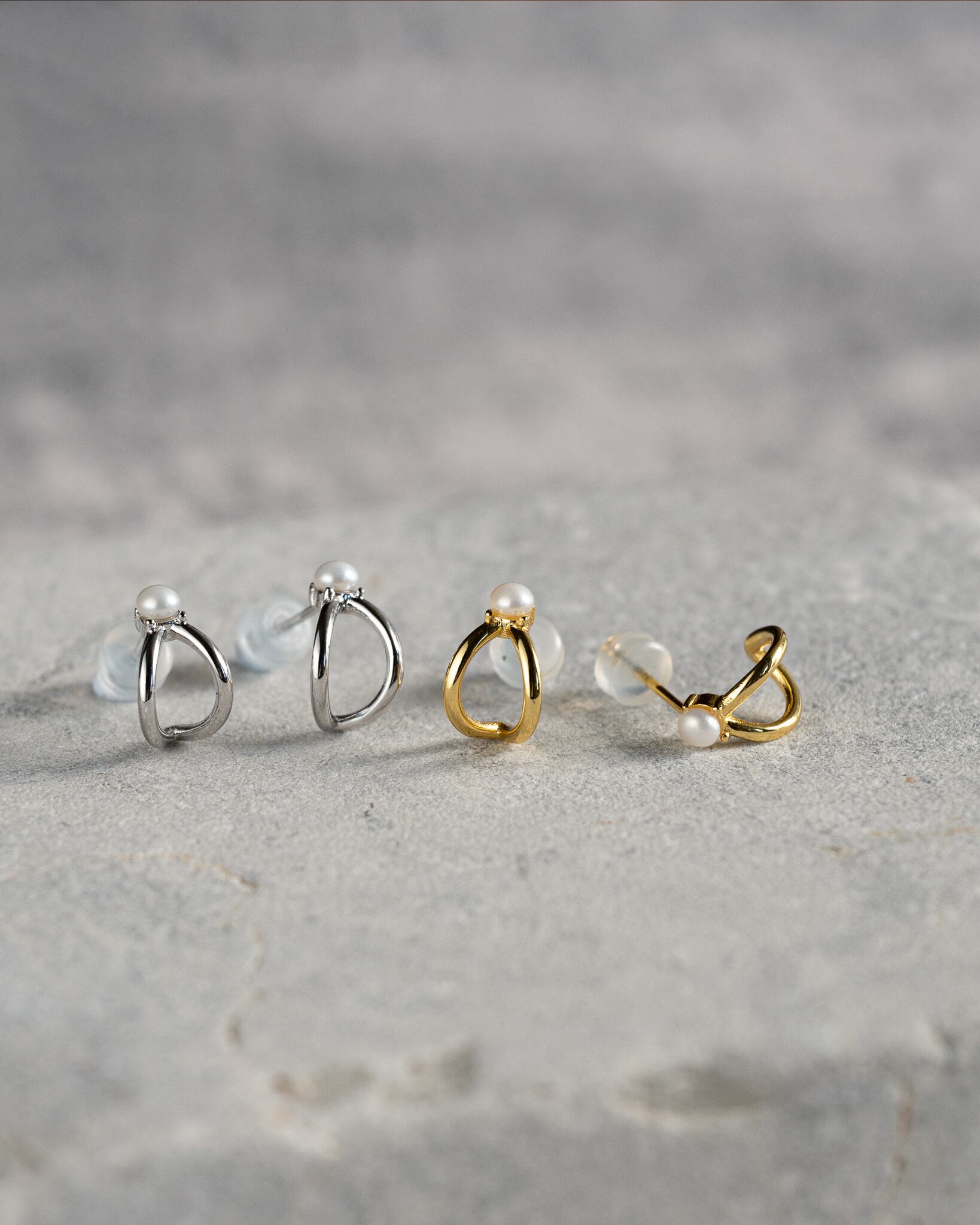 Pearl & loop mini pierce