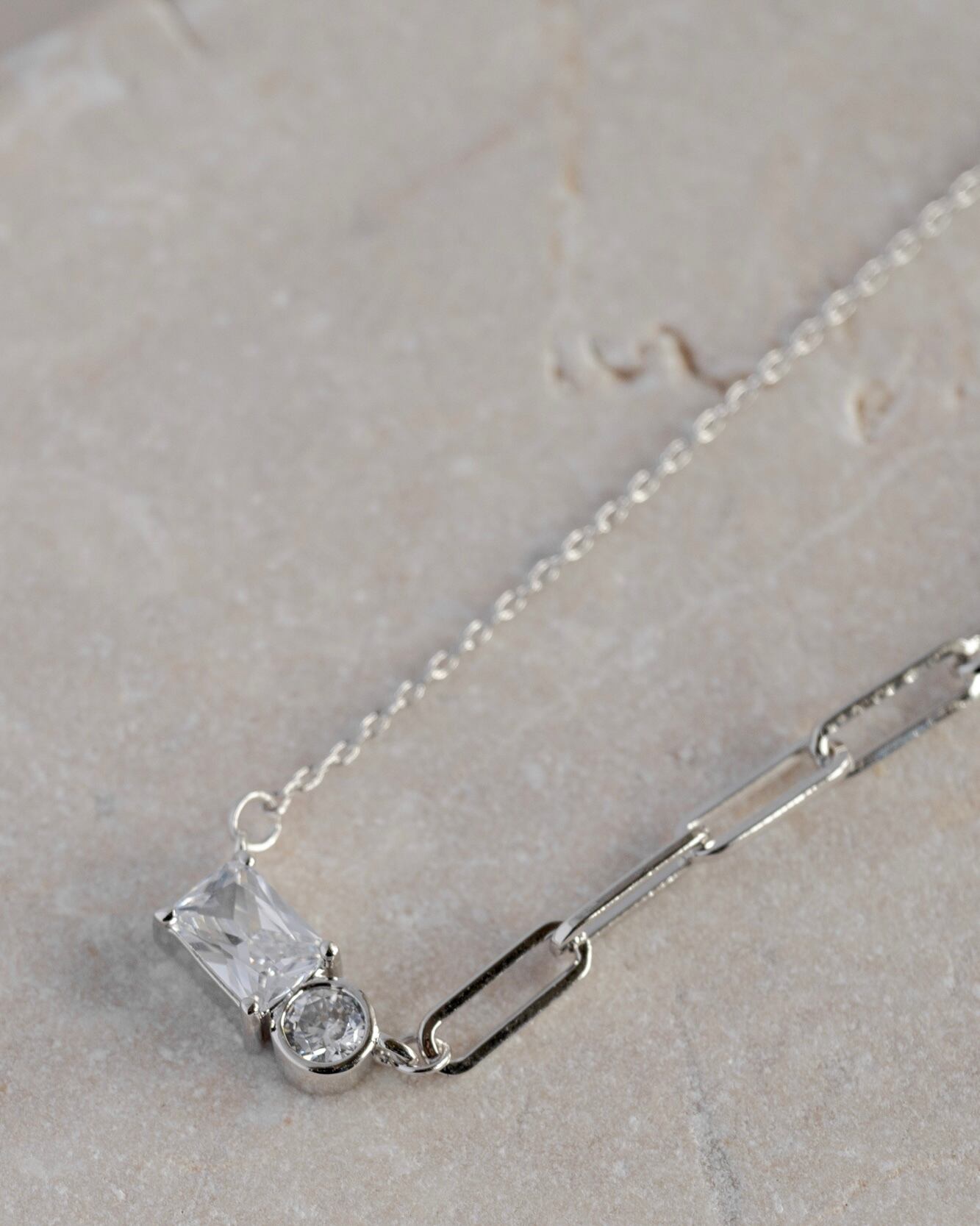 Asymmetry chain+CZ necklace