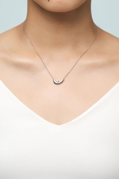 PEARL POINT NECKLACE