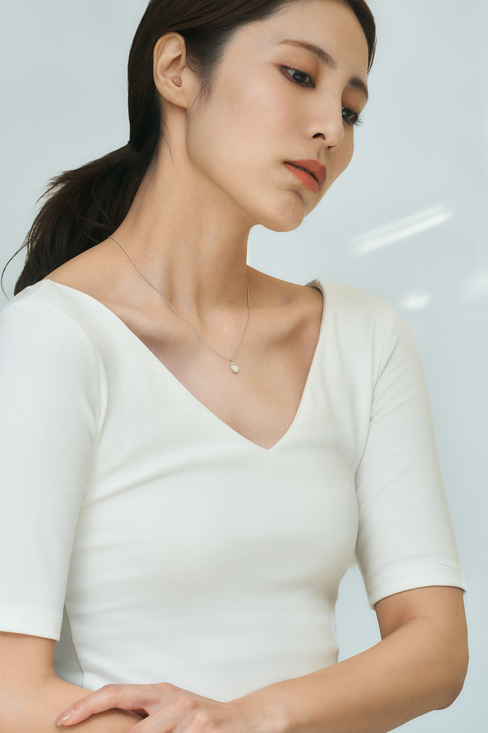 Oval medal necklace