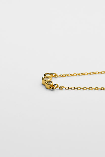Three stone necklace