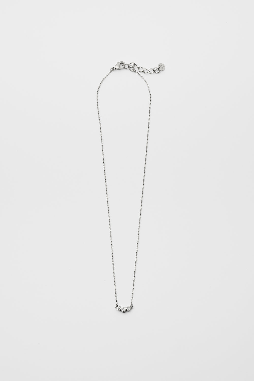 Three stone necklace