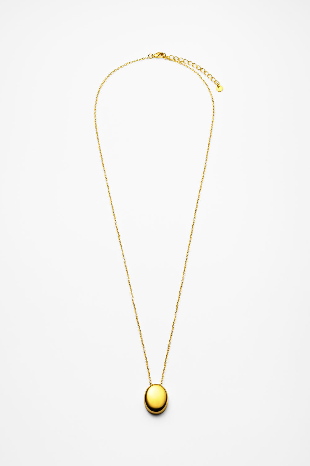 OVAL METAL PENDANT NECKLACE