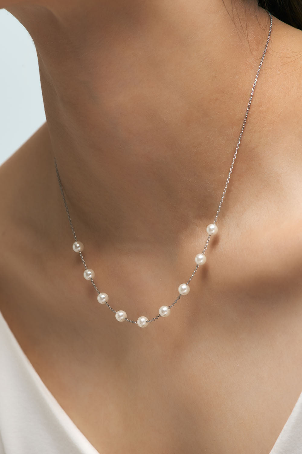 9 PEARLS NECKLACE