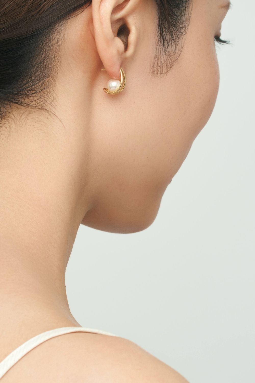 Double Line Pearl Stud Pierce