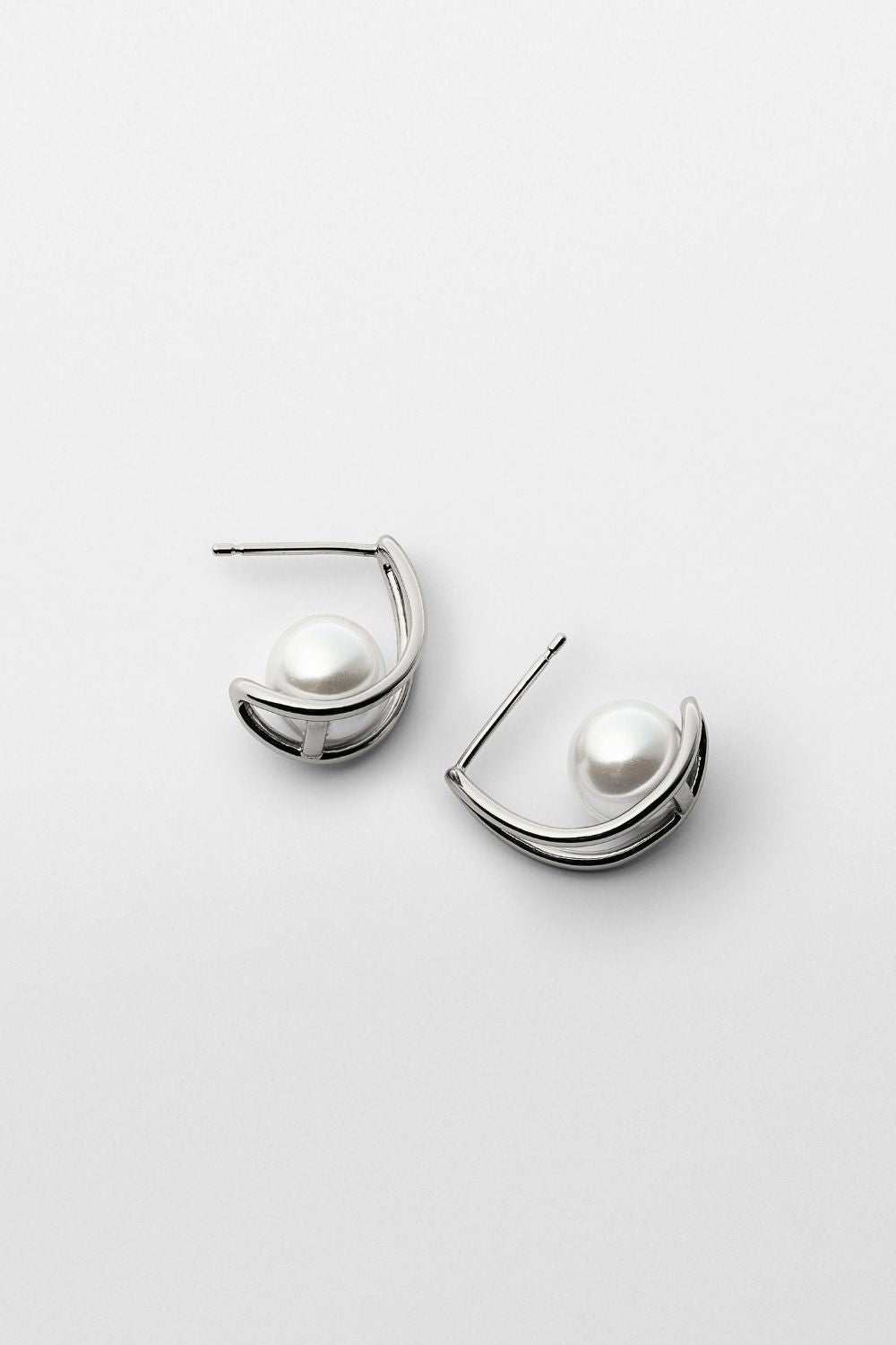Double Line Pearl Stud Pierce