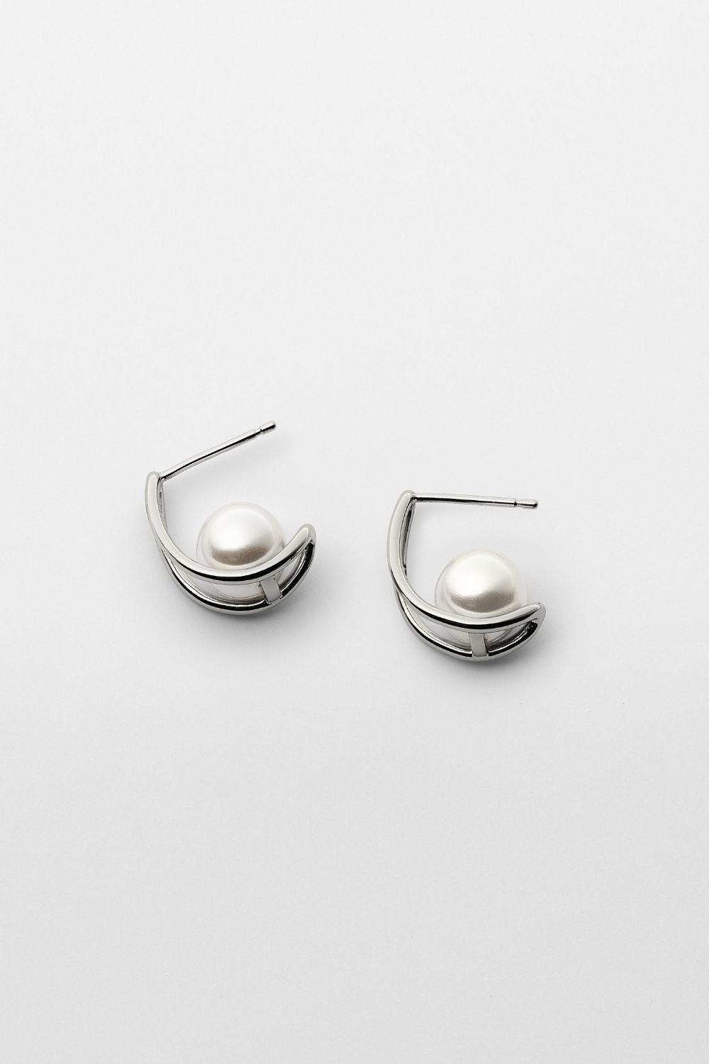 Double Line Pearl Stud Pierce