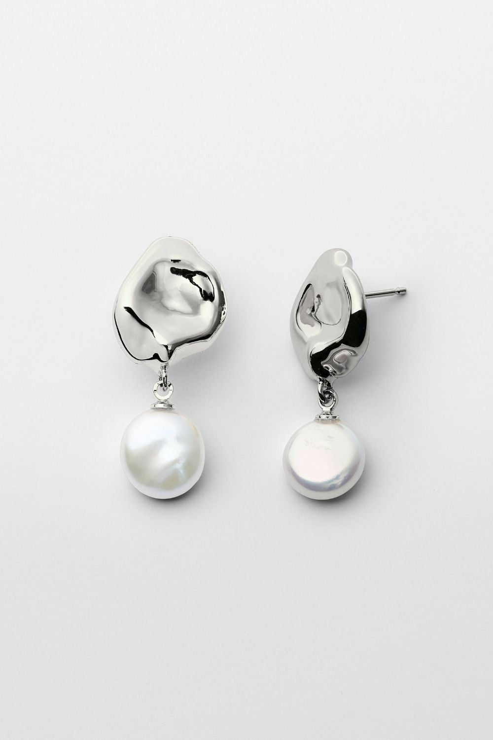 Metal & Coin Pearl Pierce