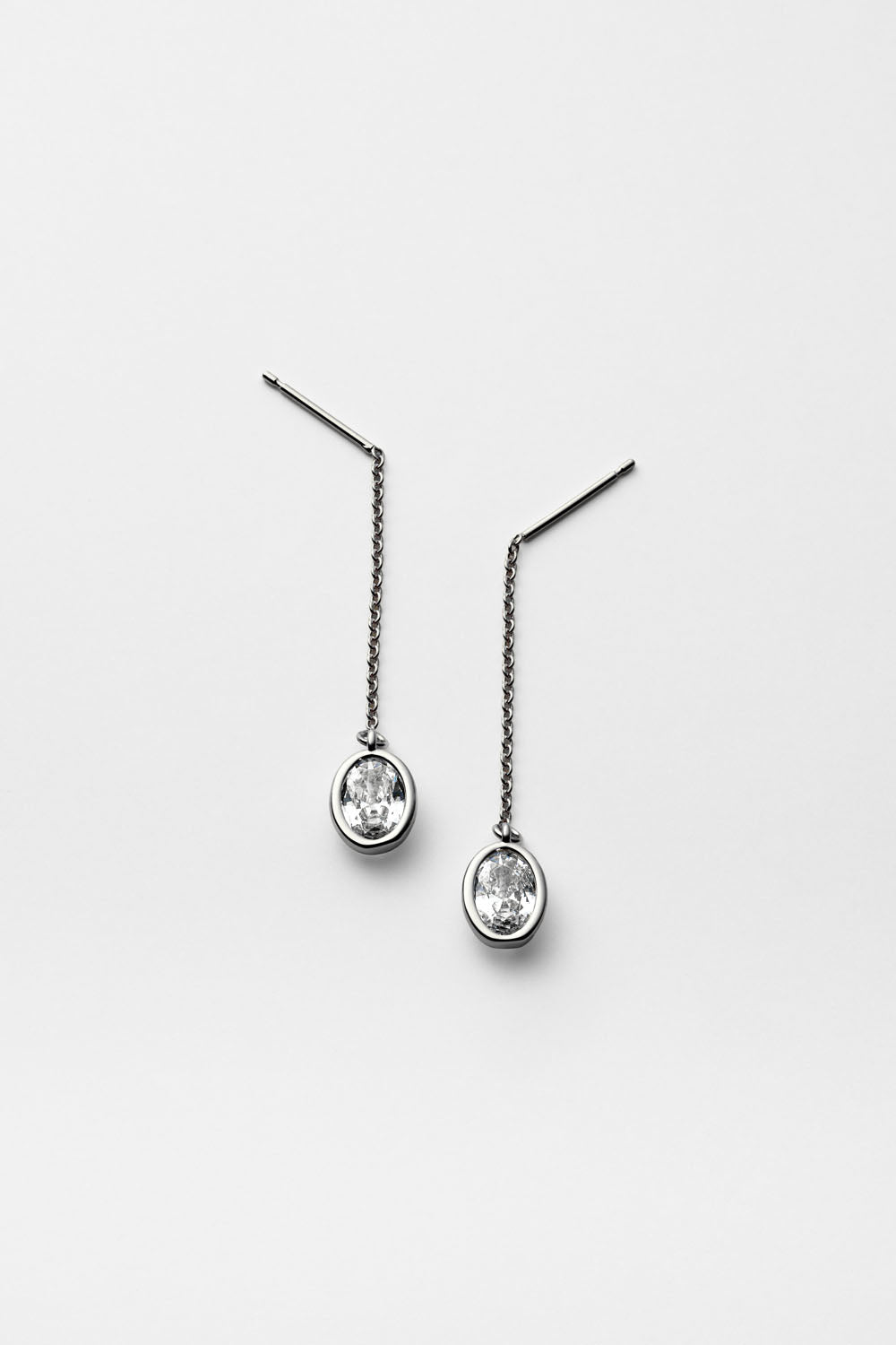 CHAIN PIERCE - OVAL CZ
