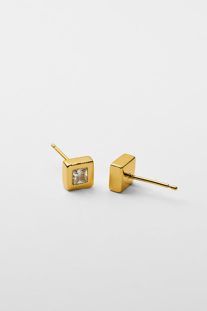 Square bezel cz pierce
