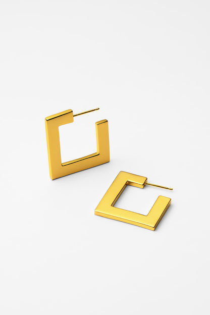 FLAT SQUARE PIERCE
