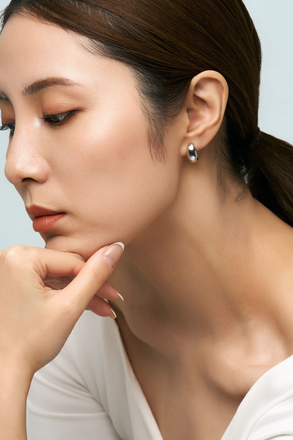 DROP CURL STUDS PIERCE