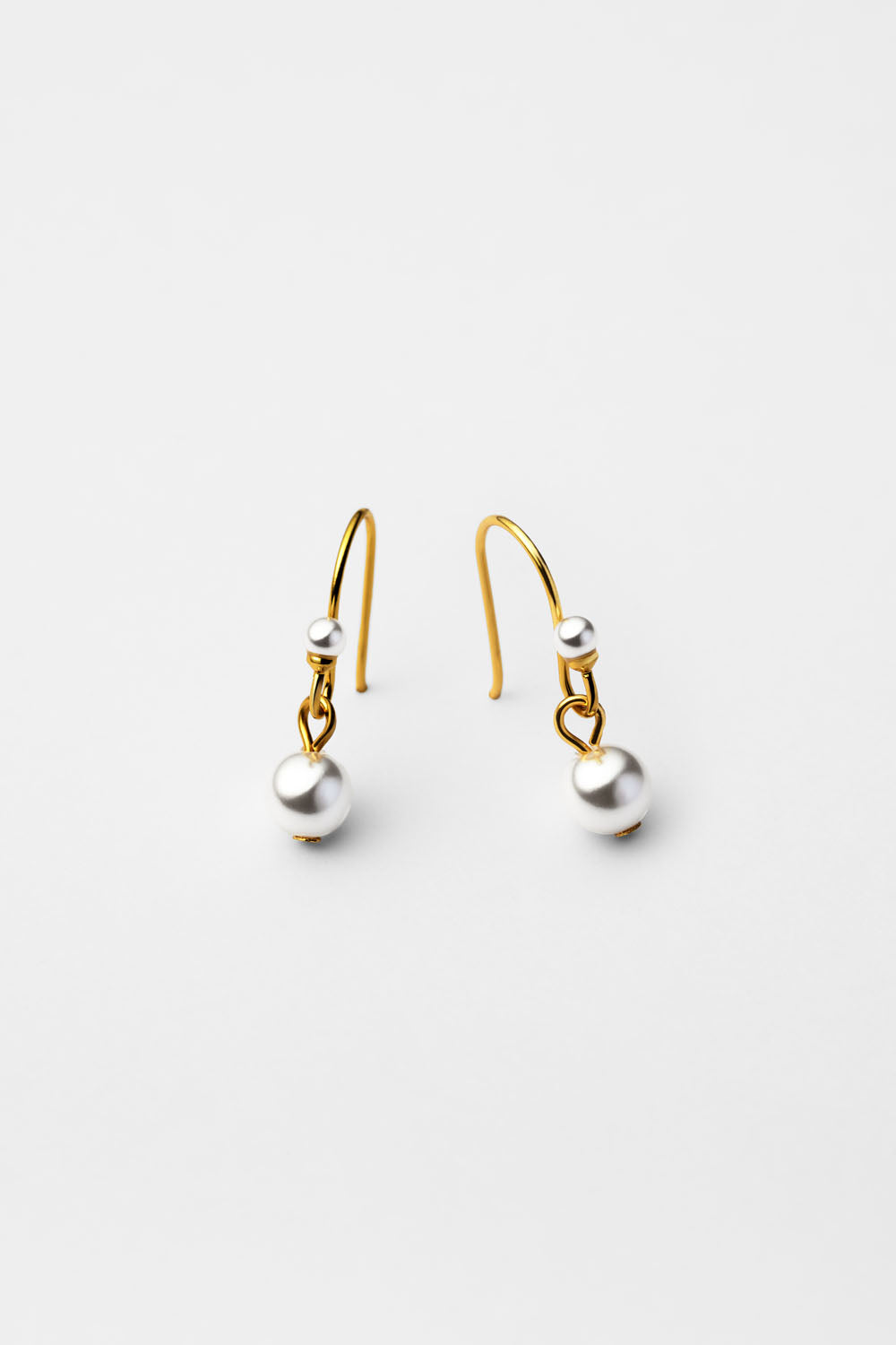 PEARL HOOK PIERCE
