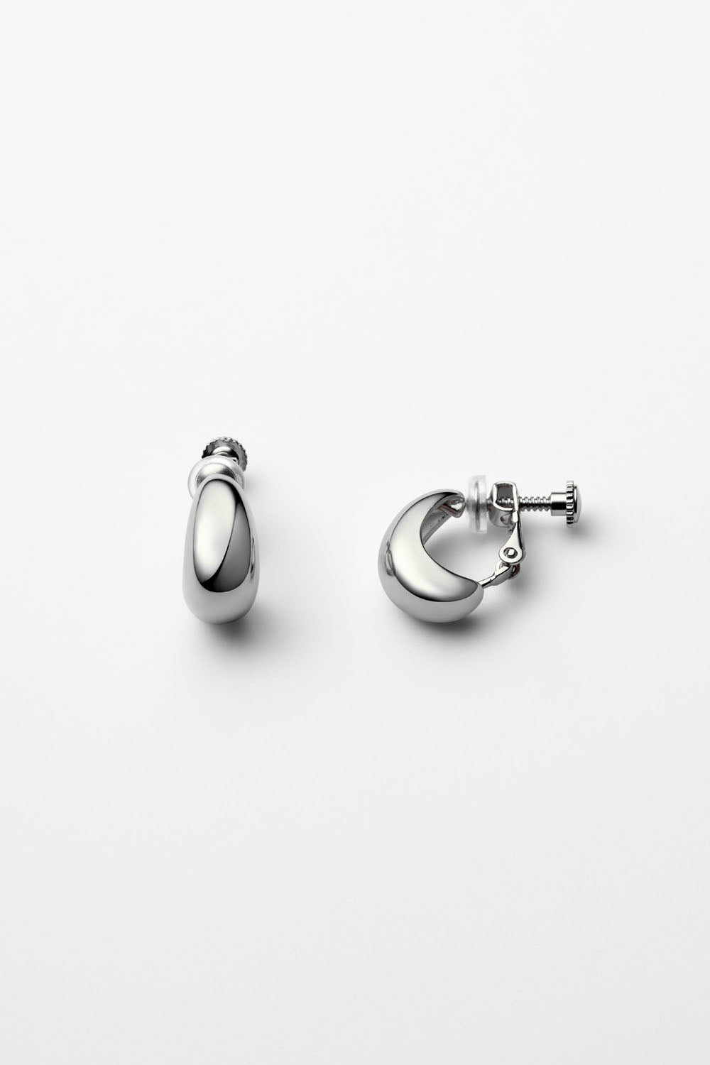 DROP CURL STUDS EARINGS