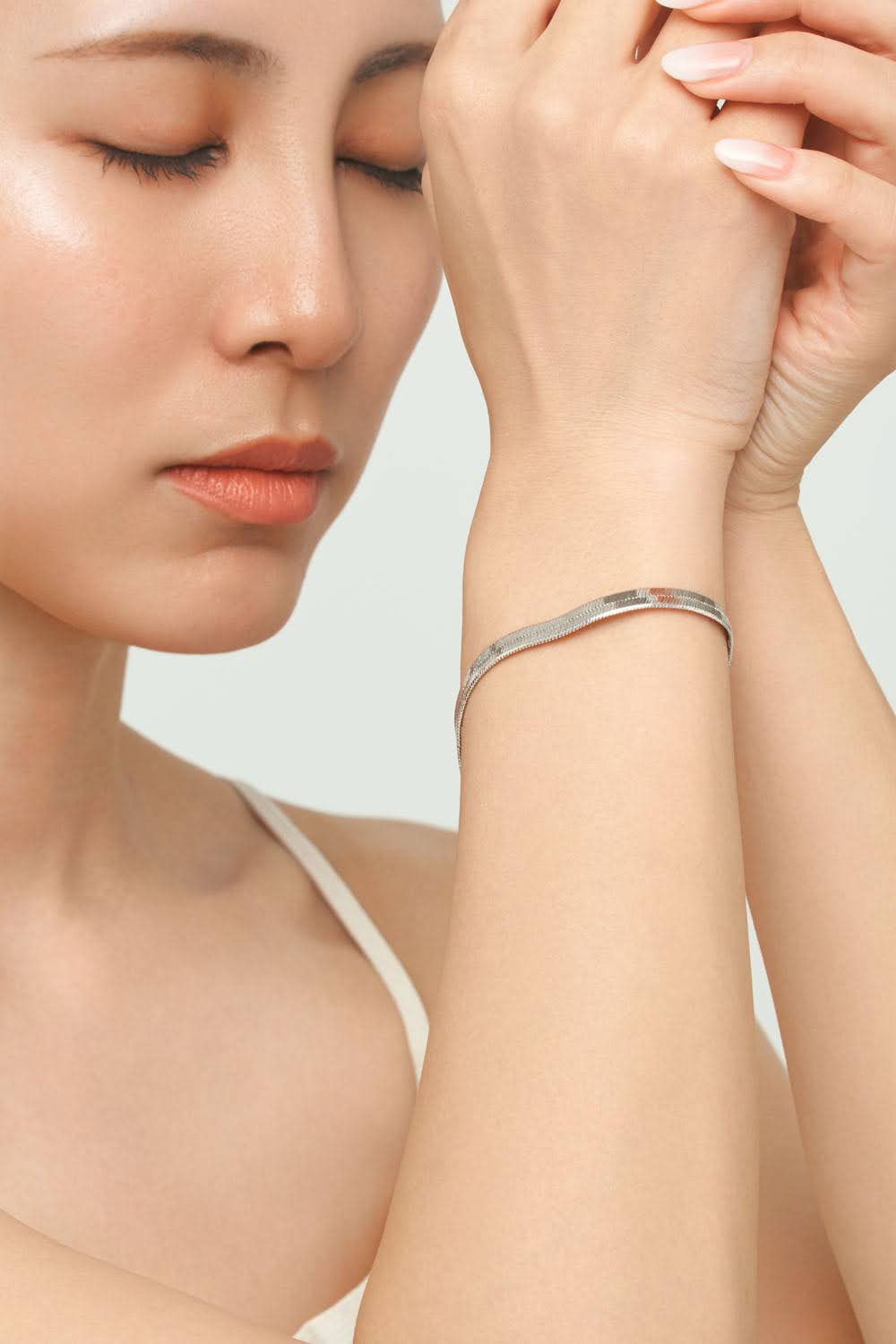 Flat Snake Chain Bracelet