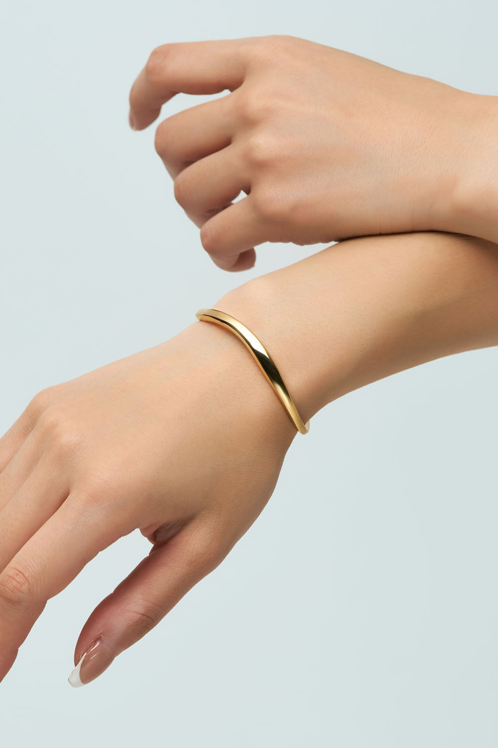 NUANCE LINE BANGLE - WAVE