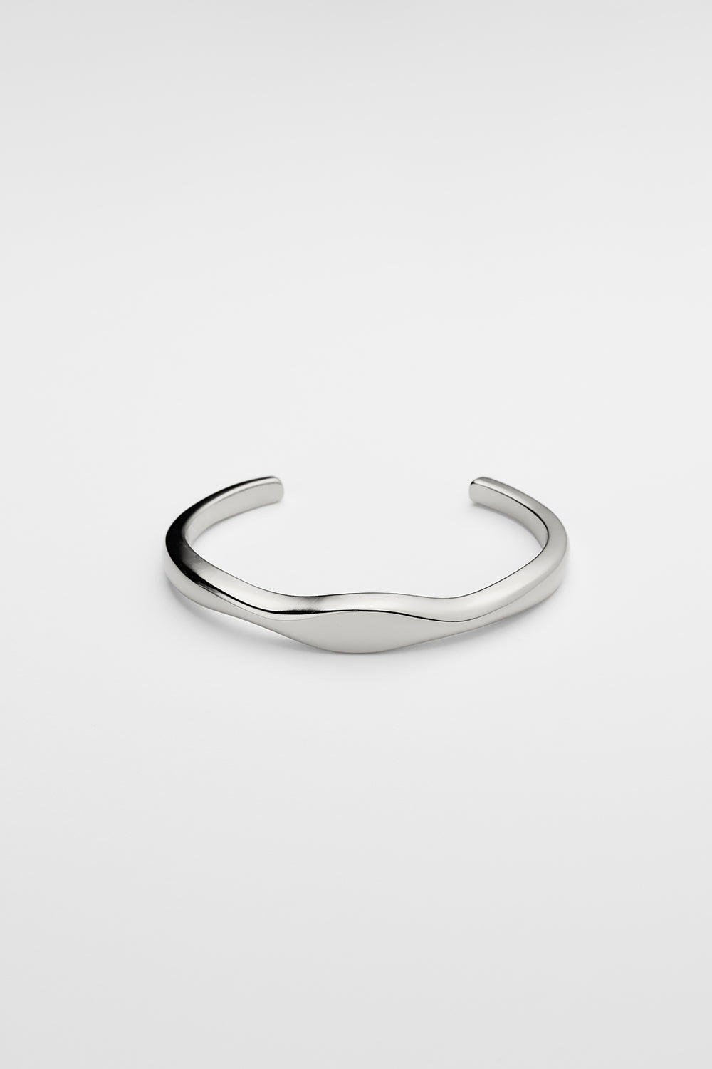 Nuance line bangle-oval