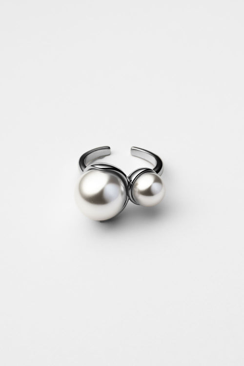 Double pearl free size ring