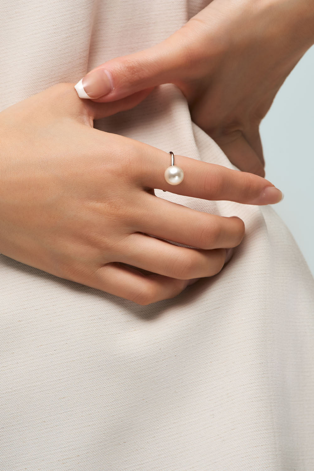 SINGLE PEAEL FREE SIZE RING
