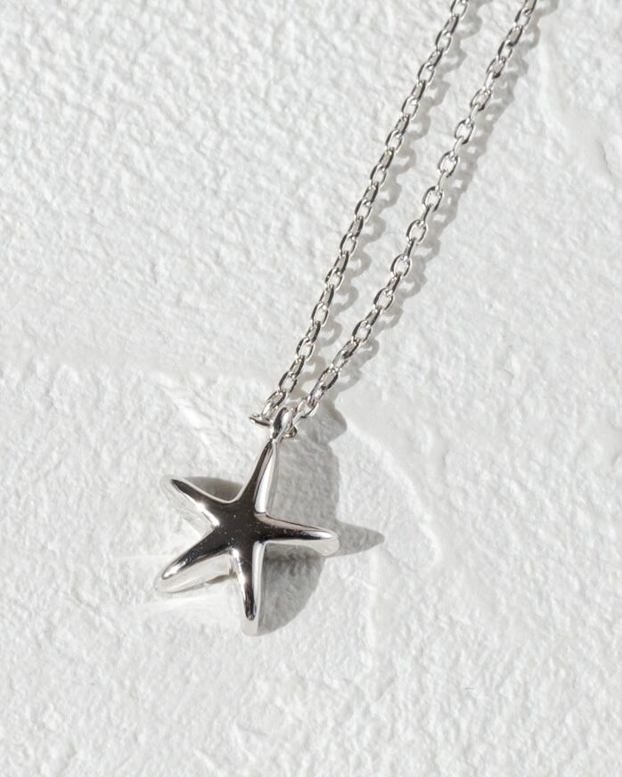 Starfish charm necklace