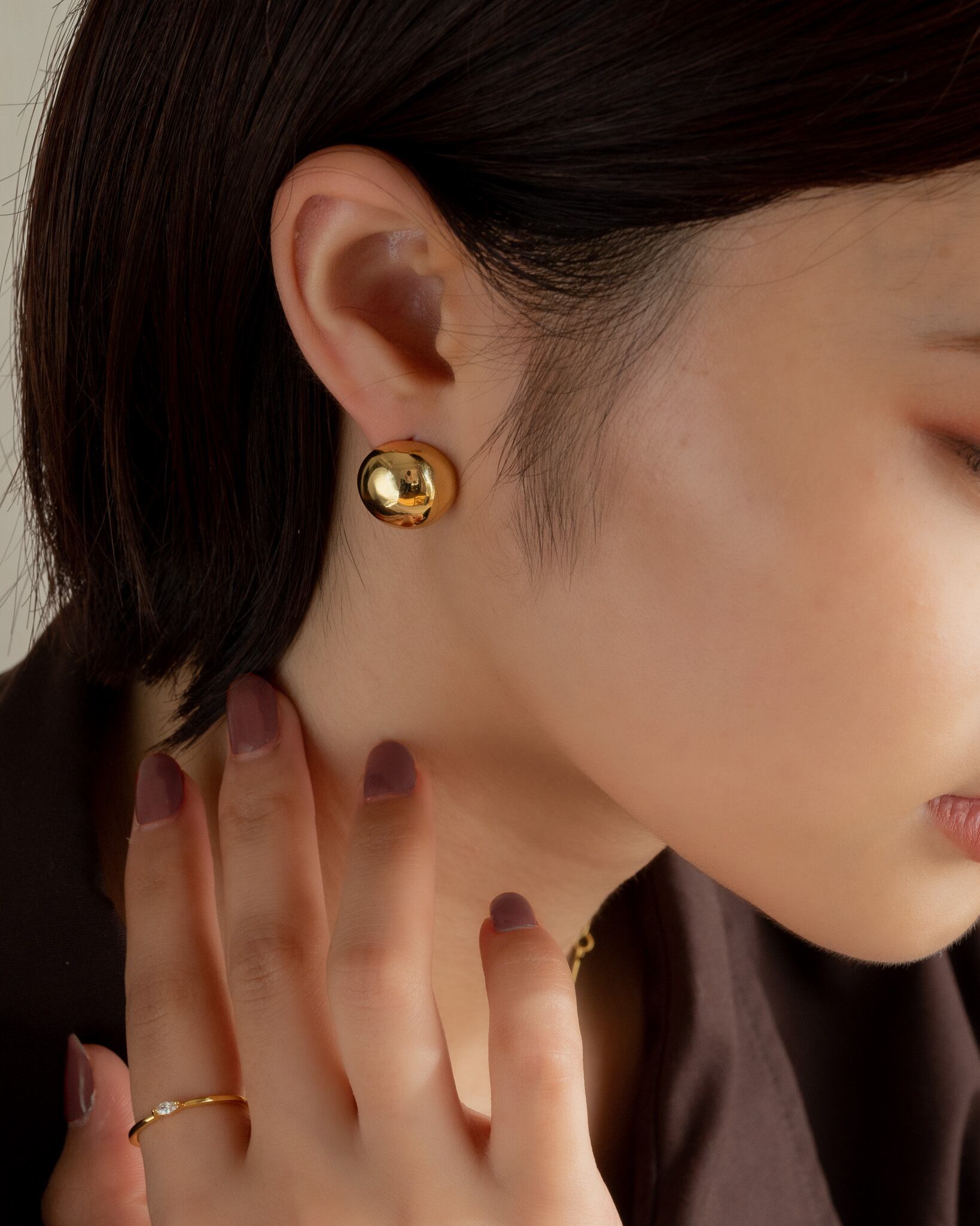 Metal button studs pierce