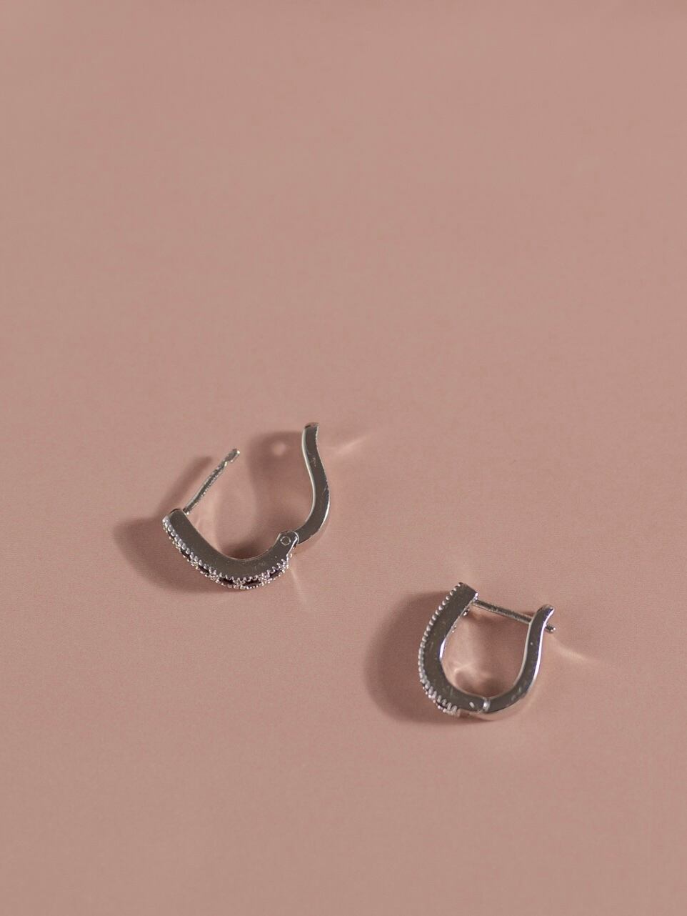 CZ pave crossing pierce