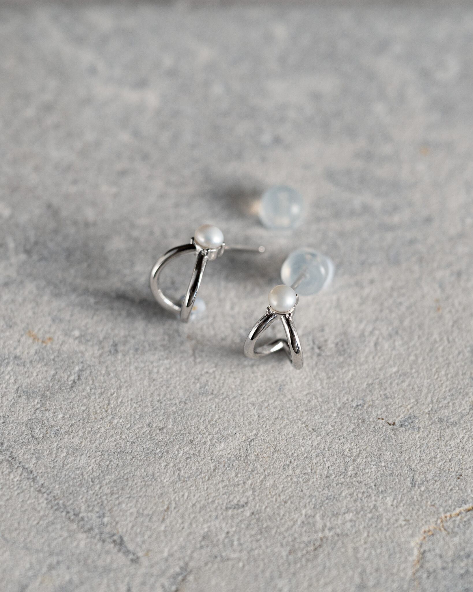 Pearl & loop mini pierce